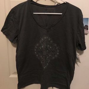 Volcom V Neck tee NWT never worn small